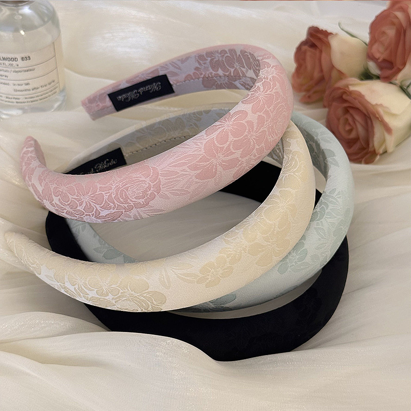 Embroidery Ring - Fashion Women Embroidery Rose Flower Sponge