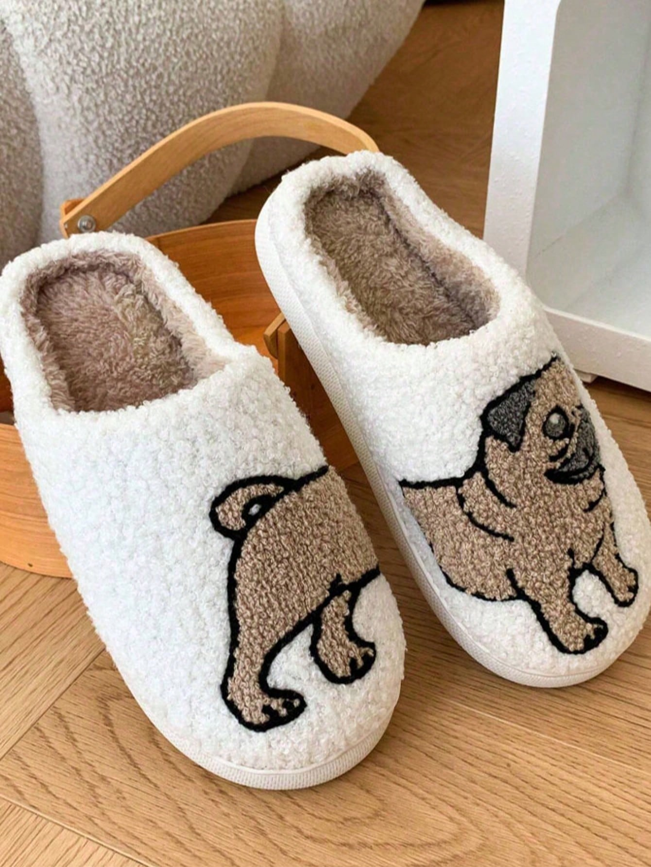 Couple Pug Embroidery Plush Sl - огляд і ціна Embroidery Room