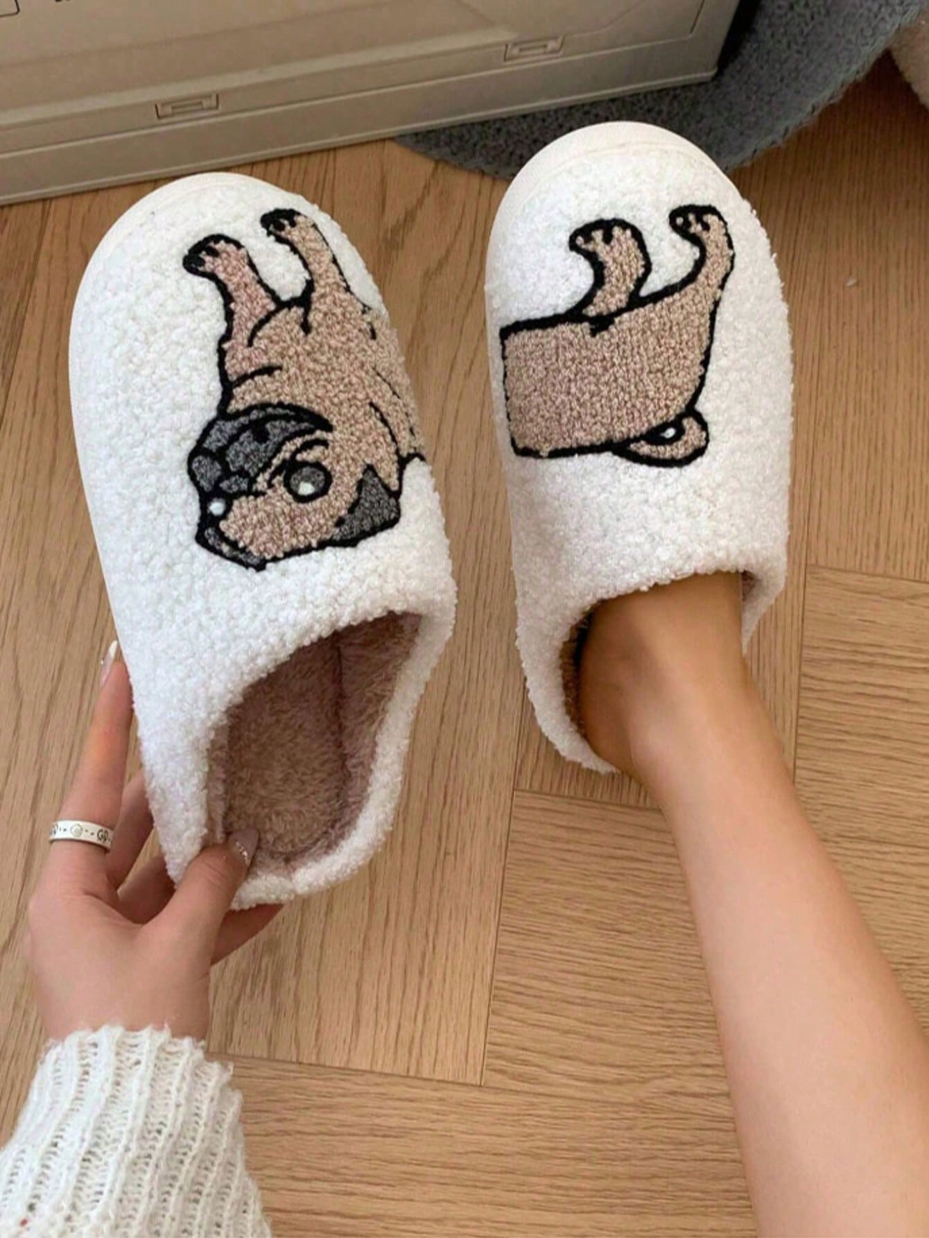 Couple Pug Embroidery Plush Sl - огляд і ціна Embroidery Room