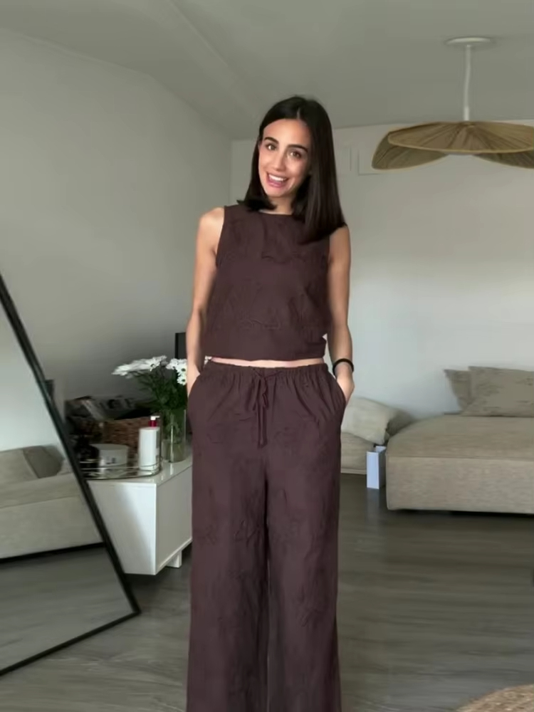 HH Women Solid Embroidery Pant - огляд і ціна Embroidery Vest