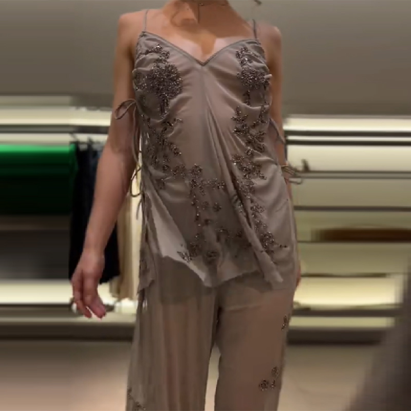 2026 New Women Grey Two-piece  - огляд і ціна Embroidery Vest