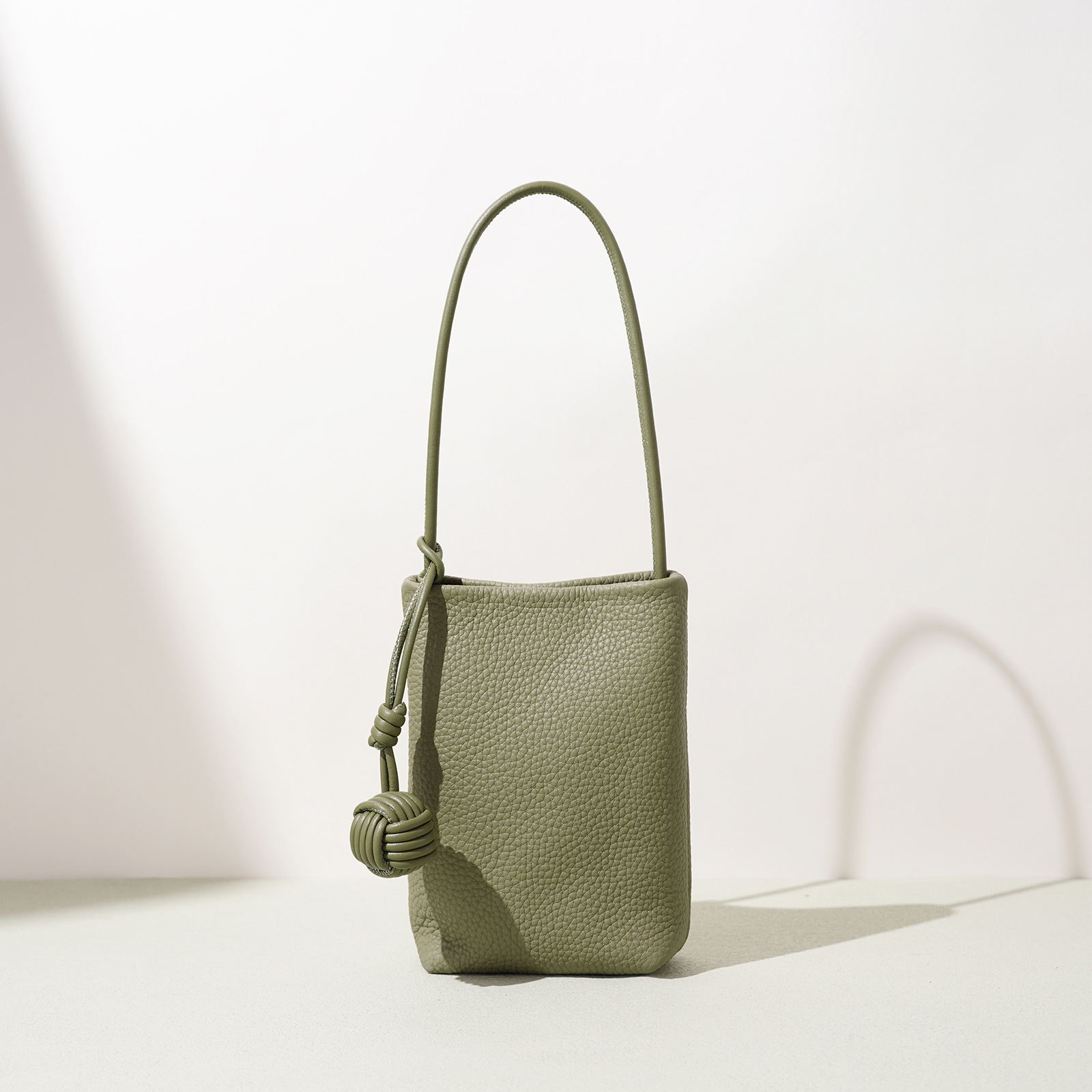 High-End Women's Crossbody Bag - огляд і ціна Embroidery Charm